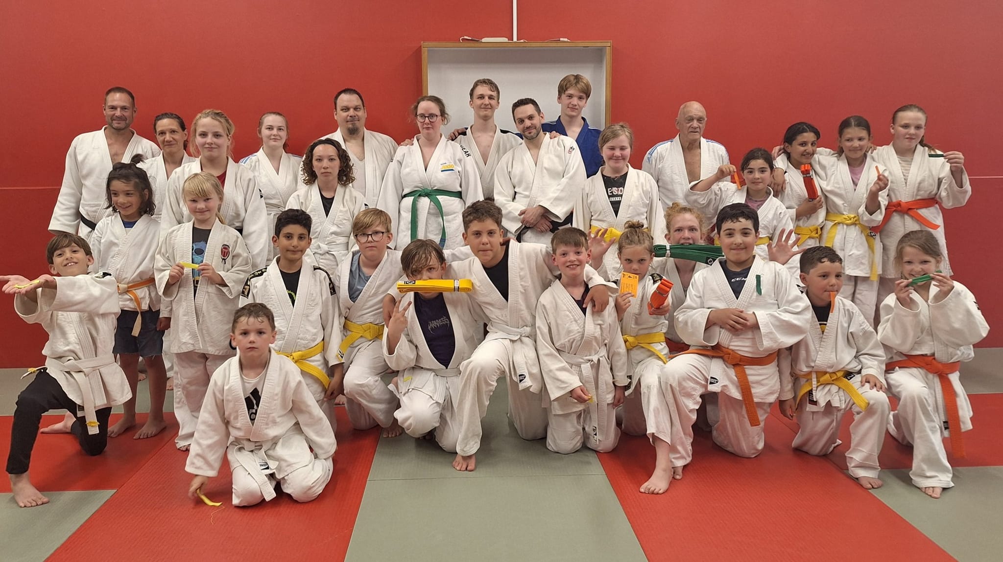Gruppbild – 2024 gradering på Karlskrona Judoklubb